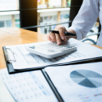 The Ultimate Guide to Ecommerce Platforms for Startups in 2024