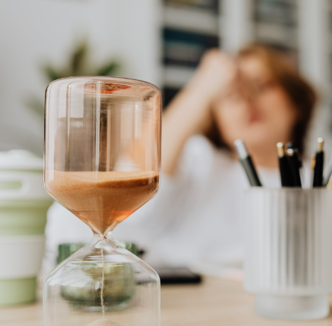 Accelerating Project Timelines with Smart Fast Tracking